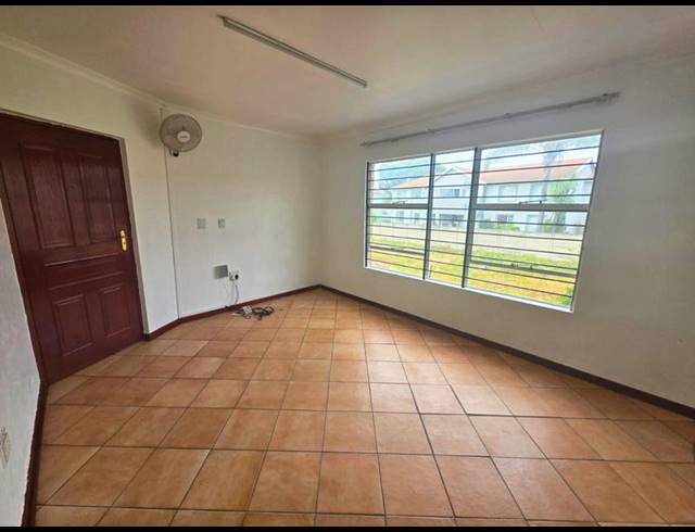 3 BEDROOM PROPERTY TO RENT IN GLEN MARAIS